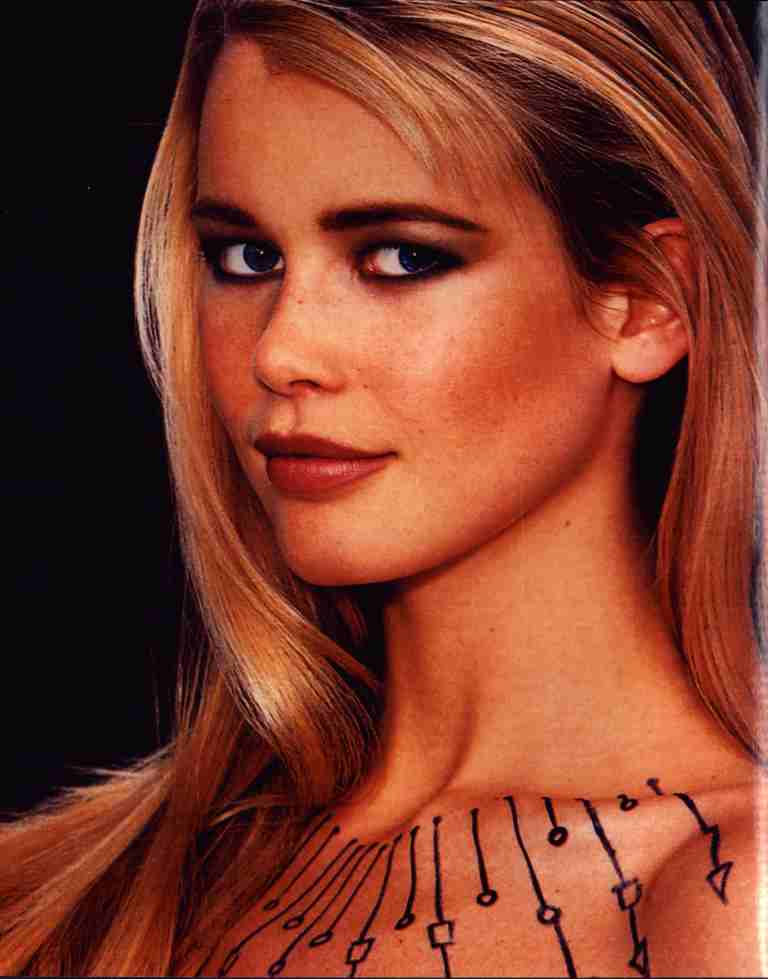 CLAUDIA SCHIFFER, classic celebrity portraits, stills or photos