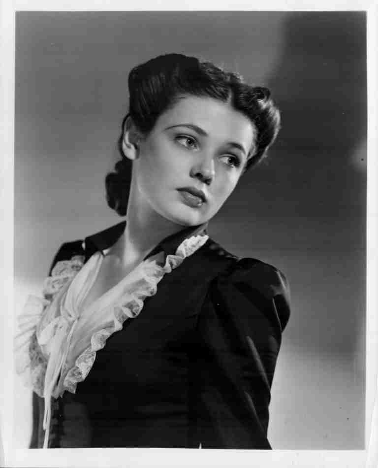 GENE TIERNEY, classic celebrity portraits, stills or photos
