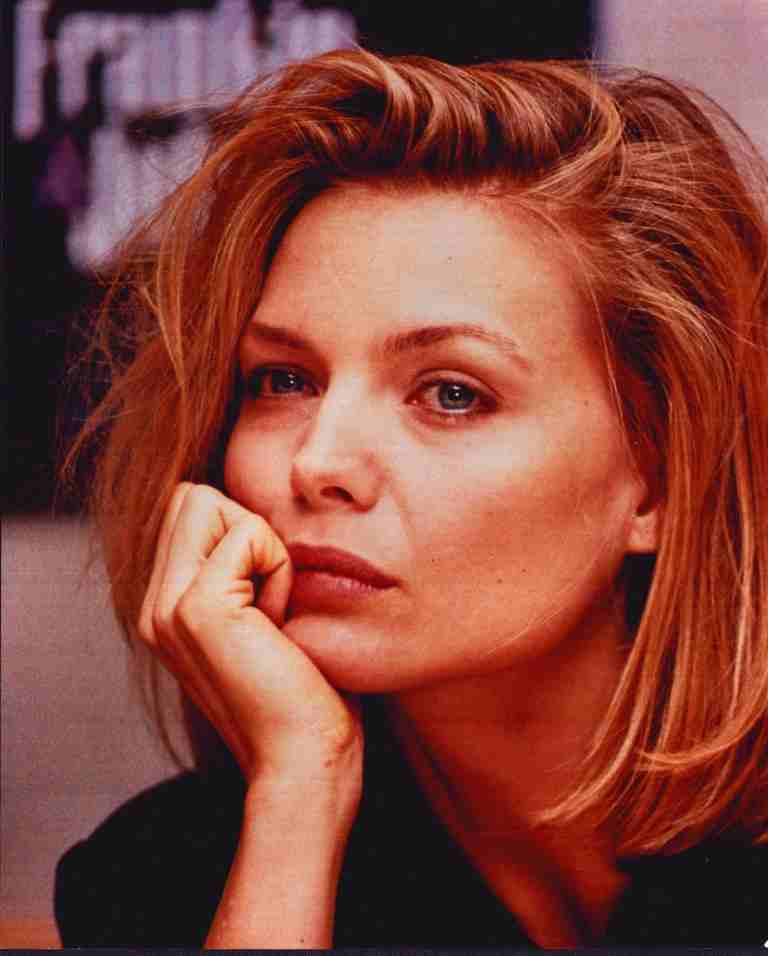 MICHELE PFEIFFER, classic celebrity portraits, stills or photos