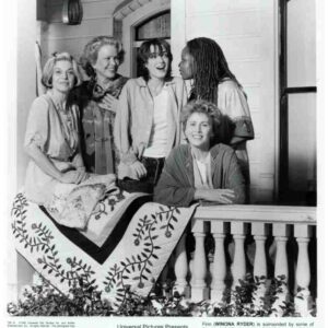 HOW TO MAKE AN AMERICAN QUILT, 1995, movie stills, Winona Ryder