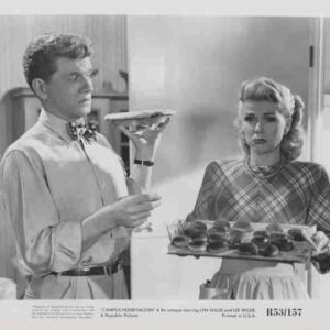 CAMPUS HONEYMOON,1948, movie still set, DEALERS LOT, Lyn and Lee Wilde