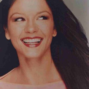 CATHERINE ZETA-JONES, Classic Celebrity Photo