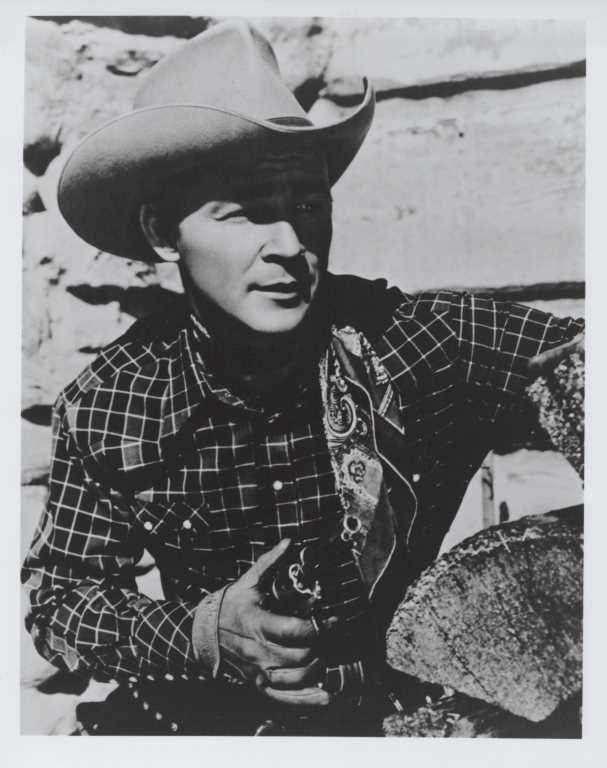 ROY ROGERS, portraits, stills or photos, DEALERS LOT