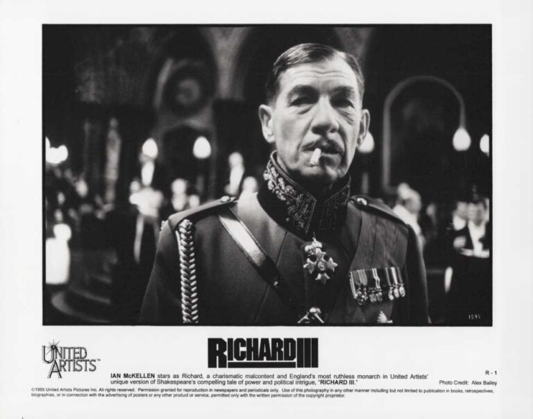 RICHARD III, 1995, movie stills, DEALERS LOT, Annette Bening, Robert Downey Jr.